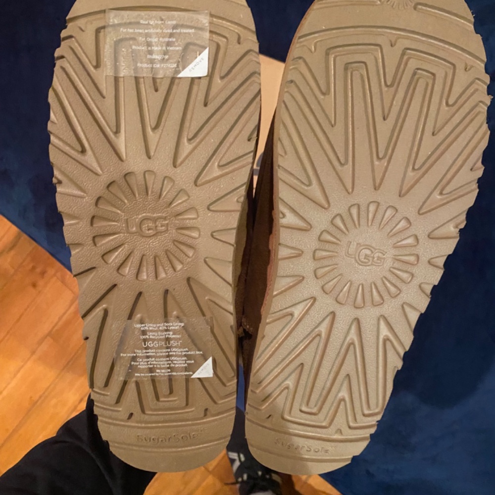 UGG Women's Funkarra Zip Cuffed Cold-Weather Booties - Picture 3 of 6